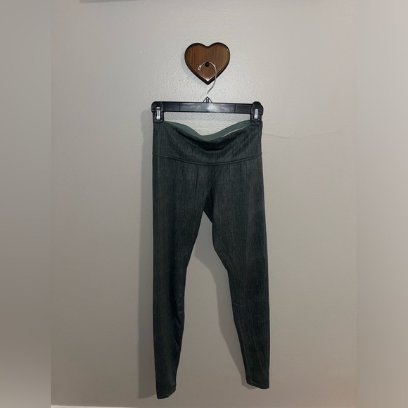 Lululemon green burlap earl wunder under pant fullux size 4 - Picture 2 of 5